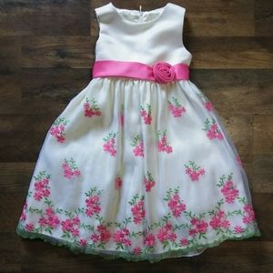 American Princess Flower Dress Girl's Size: 5